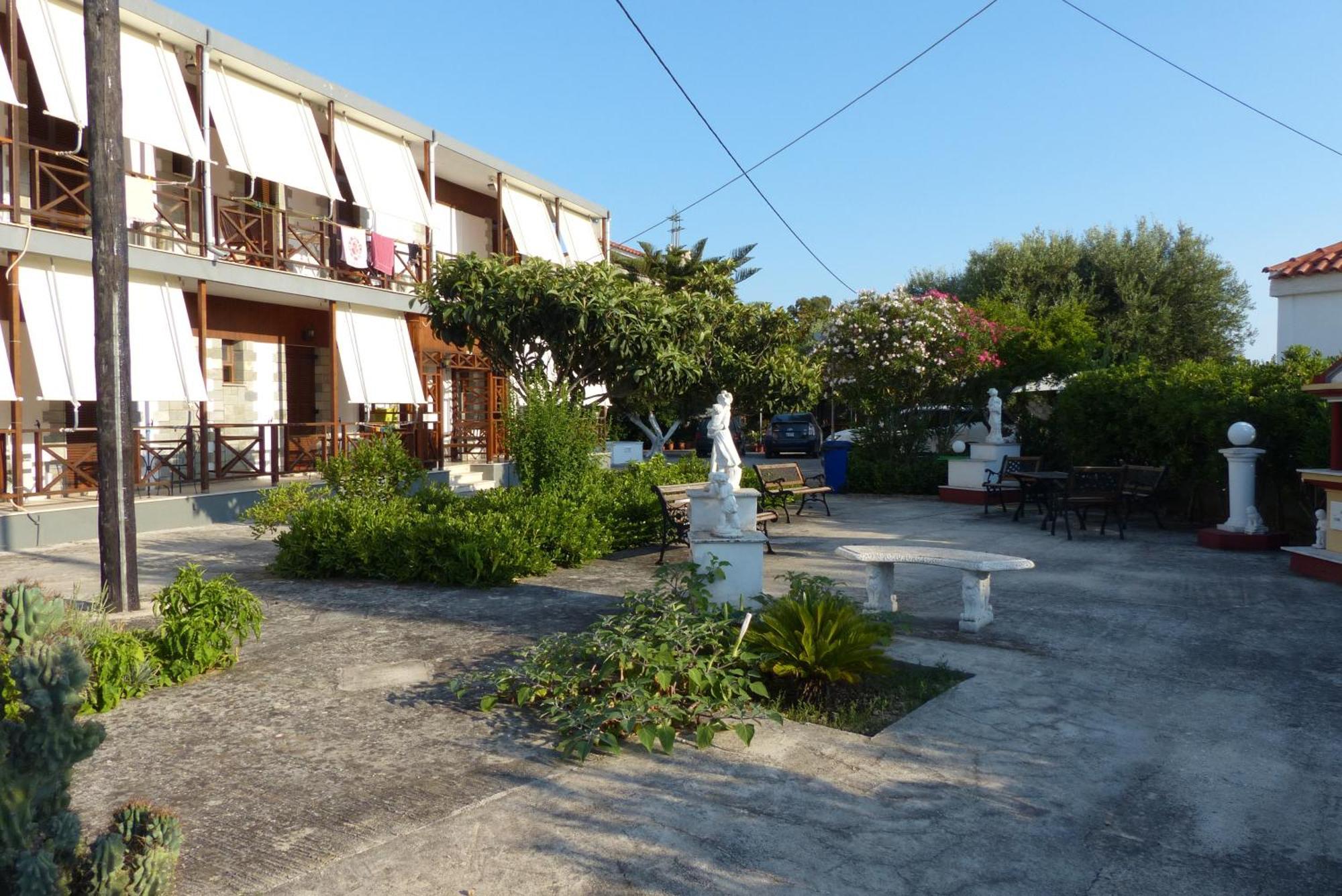 Circe Pansion Lixouri Exterior foto