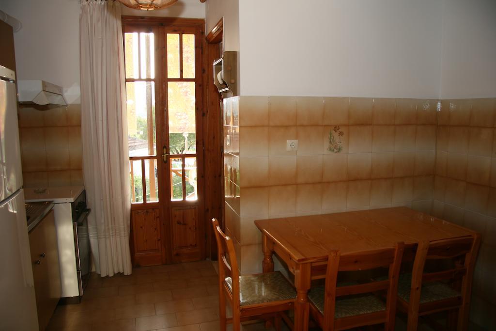 Circe Pansion Lixouri Quarto foto