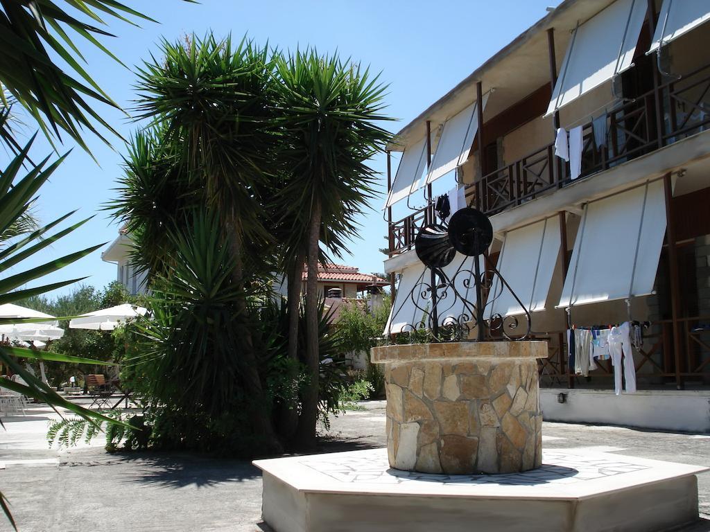 Circe Pansion Lixouri Exterior foto